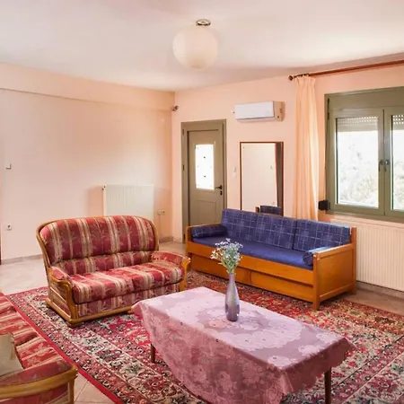 아파트 Suburban Flat In *